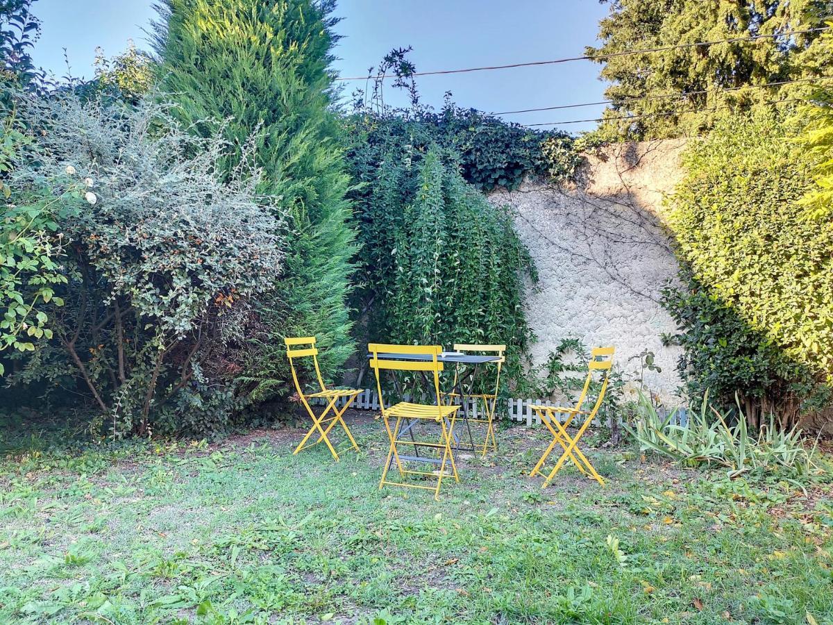 Gite L'Odonate, Partage Des Eaux L'Isle-sur-la-Sorgue Exterior photo